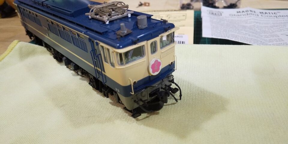 KATO製機関車へケーディーカプラーを取付 : クローゼットの中の
