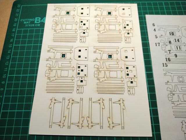 甲府モデル パンケーキコンテナ ペーパーキット 1/80 車両工場 : クローゼットの中の鉄道模型