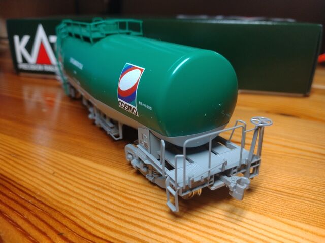 KATO HO タキ1000 日本石油輸送色 COSMO : クローゼットの中の鉄道模型