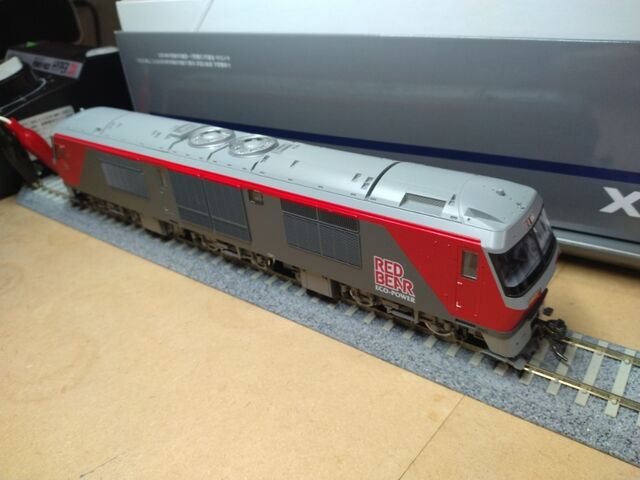TOMIX HO DF200 200形 ディーゼル機関車 : クローゼットの中の TOMIX HO DF200 200形 ディーゼル機関車 : クローゼットの中の