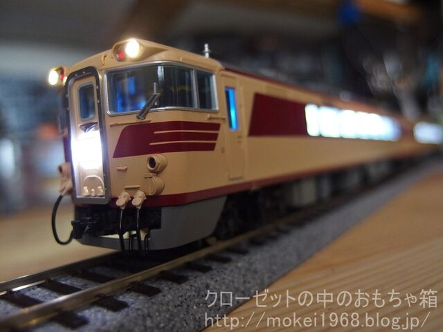 KATO HO キハ82 特急型気動車 自作テープLED室内灯取り付け