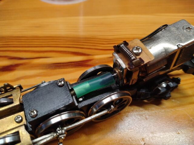 安達製作所 C57 モーターを交換してみるけど : クローゼットの中の鉄道模型