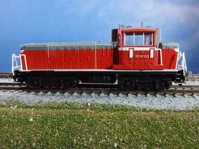 マイクロエース製 DD16 303 液体式ディーゼル機関車 マイクロエース製 DD16 303 液体式ディーゼル機関車