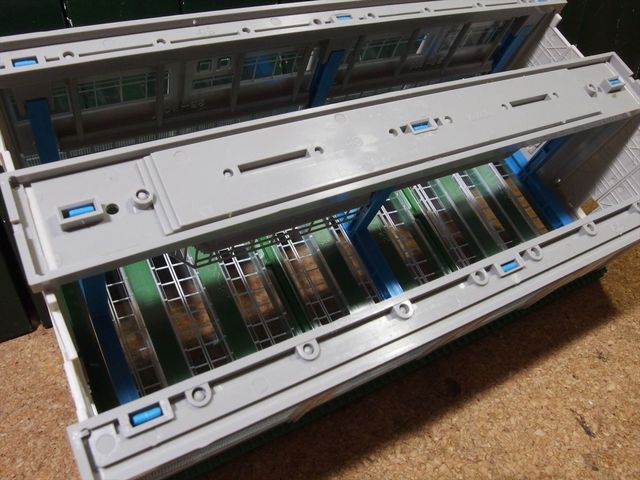 OLY74113_R.jpg