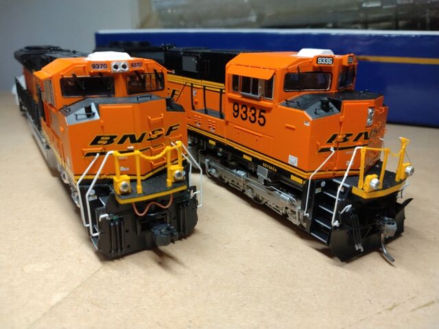 アサーンジェネシスEMD MP15-AC Milwaukee 鉄道DCCサウンド Review