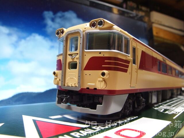 KATO HO キハ82 特急型気動車 : クローゼットの中の鉄道模型 KATO HO キハ82 特急型気動車 : クローゼットの中の鉄道模型