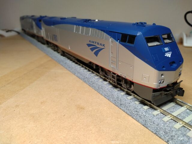 KATO HO Amtrak GE P42 #188 転籍追加導入 : クローゼットの中の鉄道模型