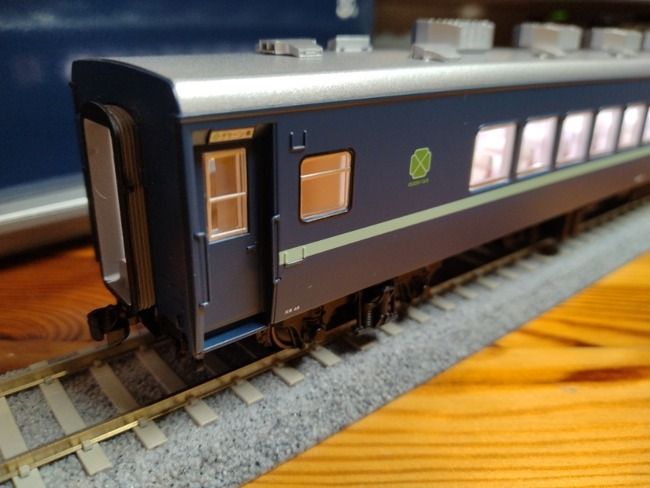 f2e7c72e-s.jpg