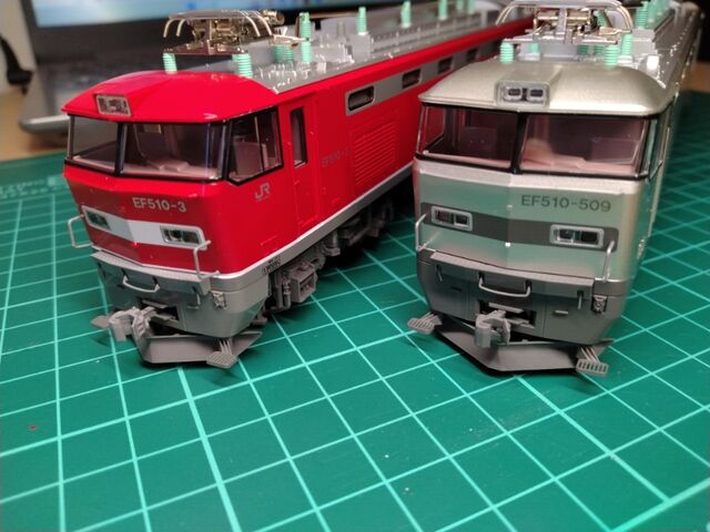KATO HO EF510 0番代レッドサンダー 500番台シルバー KATO HO EF510 0番代レッドサンダー 500番台シルバー