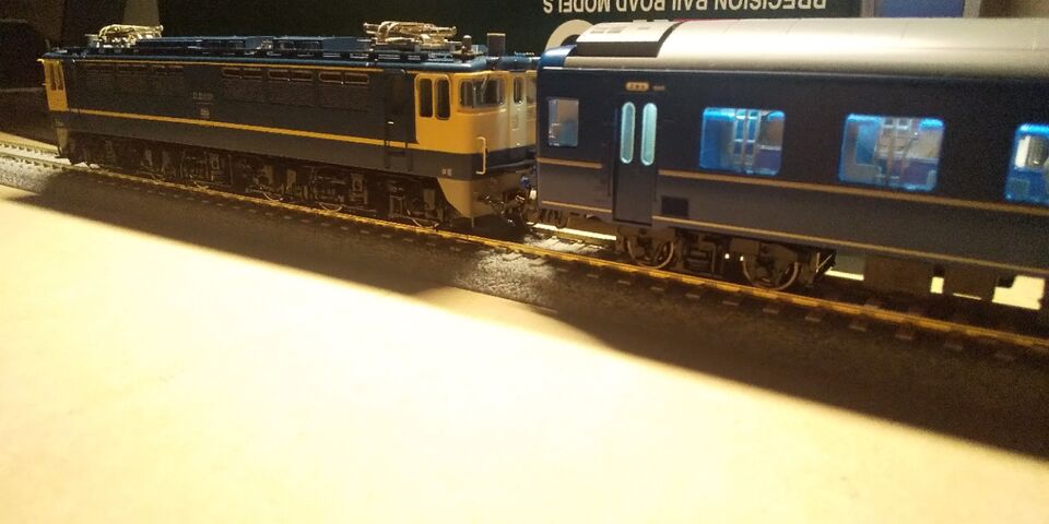 KATO HO オハネフ25 0番台 カプラー交換 : クローゼットの中の鉄道模型