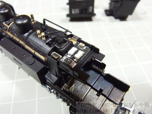 KATO C11 入線整備及び常点灯化 : クローゼットの中の鉄道模型