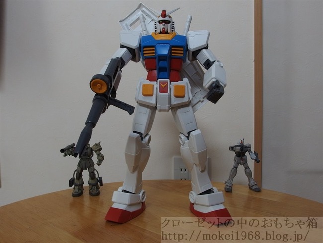 OLY32683_R