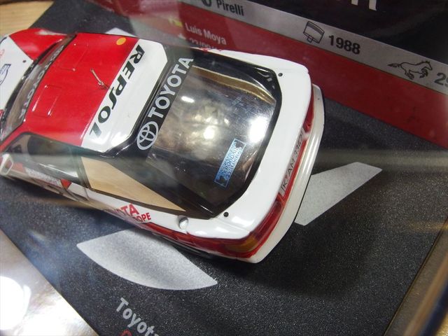 OLY50302_R.jpg