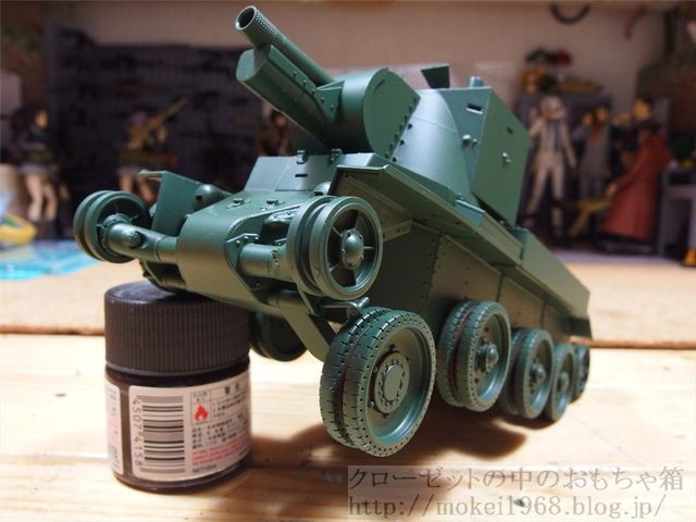 タミヤ 1/35 BT-42 塗装完成品 ガールズ&パンツァー フィギュア付き BT-42 ガールズ＆パンツァー劇場版 継続高校仕様 (タミヤ 1/35