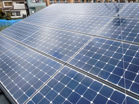 1 太陽光パネル設置 南西から見た_R