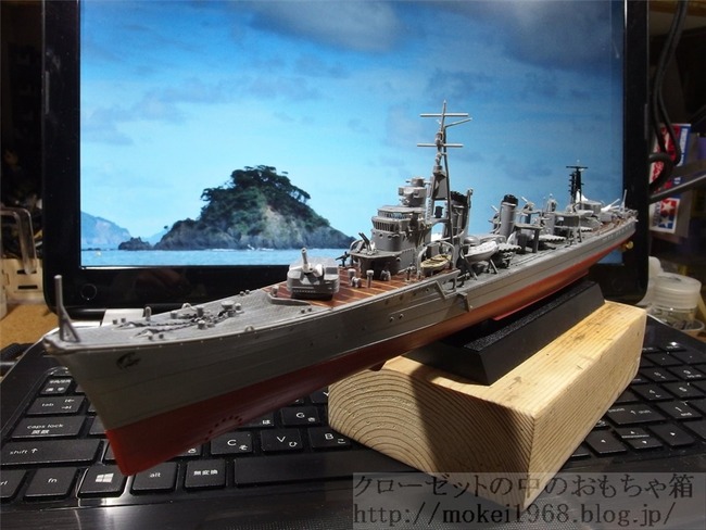 OLY28241_R