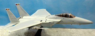 60 F-15_R