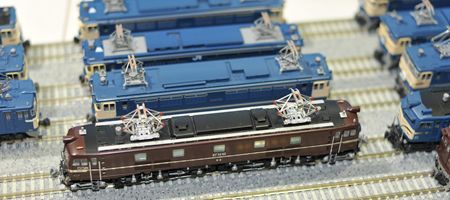 1-3EF5861_R.jpg