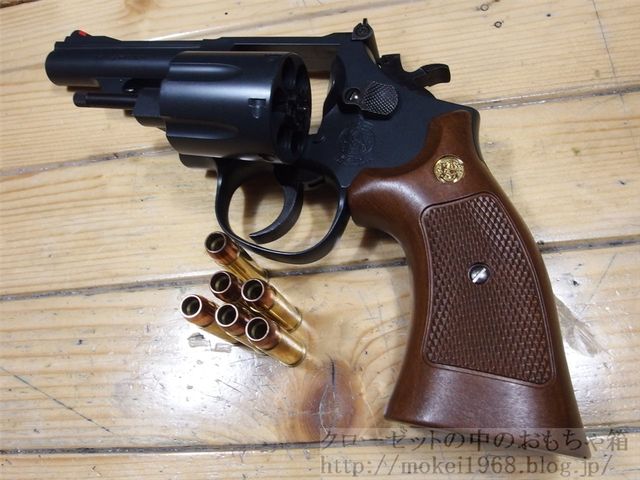 東京マルイ S&W M19 4in ウッドグリップ風に交換 : クローゼットの中の 東京マルイ S&W M19 4in ウッドグリップ風に交換 : クローゼットの中の