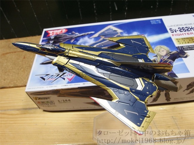OLY49795_R