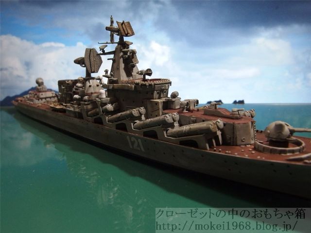 スラヴァ級ミサイル巡洋艦