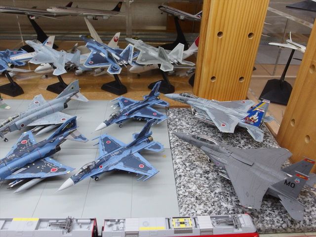 技MIX 航空装備品3 空自　けん引車セット 航空装備品3 空自 牽引車セット (プラモデル) - ホビーサーチ