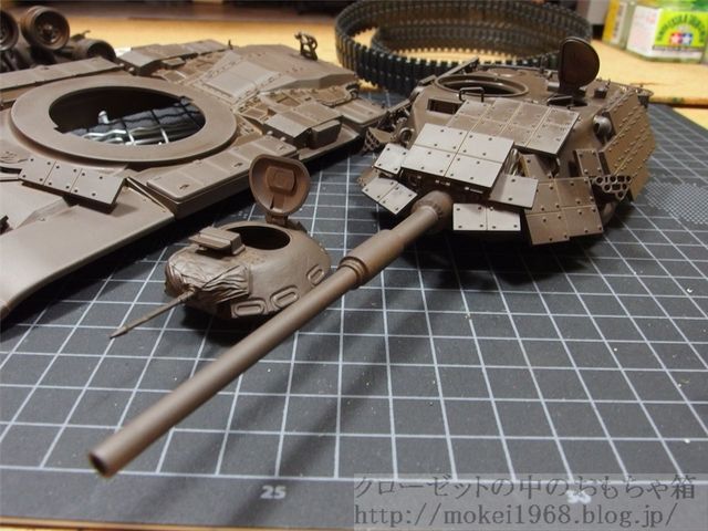 タミヤ 1/35 米海兵隊 M60A1 リアクティブアーマー 塗装編