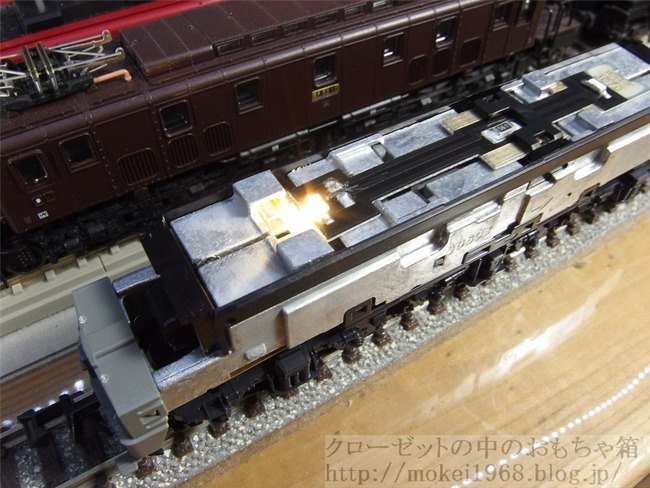 OLY89194_R