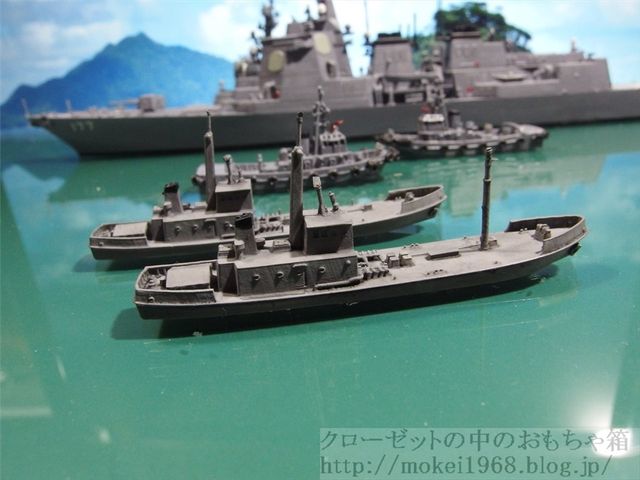 モデリウム 1/700 海上自衛隊 YW17号310t型水船 : クローゼットの中の