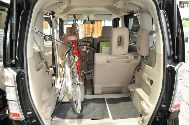 ウエイク 自転車2台 車載