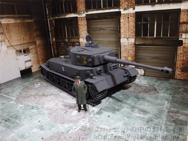 アミュージングホビー 1/35 ドイツ重戦車ティーガー(P) 仕上げは