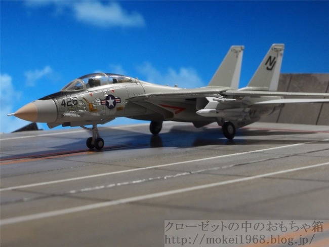 OLY77942_R