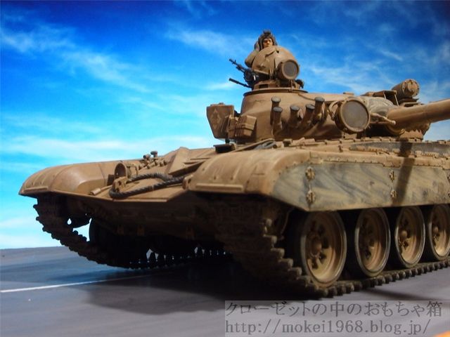 タミヤ 1/35 ロシア T-72 戦車 完成品 タミヤ 1/35 ミリタリーミニチュアシリーズ 旧ソビエト T72M1