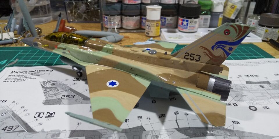 ハセガワ 1/72 イスラエル空軍 F-16I デカール : クローゼットの中の