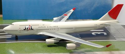 72 B747-400 200-1_R