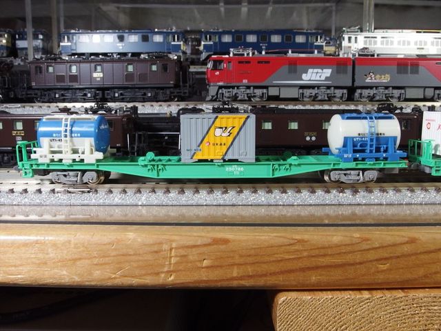 OLY42010_R.jpg