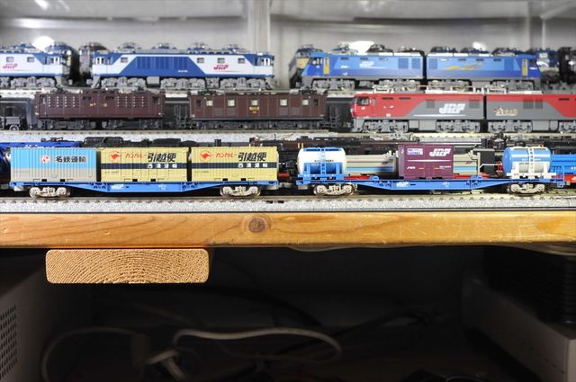DSC_2001_R.jpg