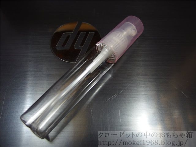 簡易的なエアブラシ 塗装準備 イージーペインターの代替品 クローゼットの中のおもちゃ箱