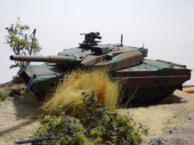 タミヤ 1 48mm 陸自10式戦車 ジオラマ風に写真撮影 クローゼットの中のおもちゃ箱 タミヤ 1 48mm 陸自10式戦車 ジオラマ風に写真撮影 クローゼットの中のおもちゃ箱