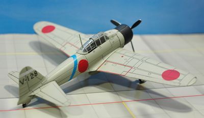 ゼロ戦 白 後ろ_R