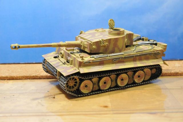 DSC_8805_R.jpg