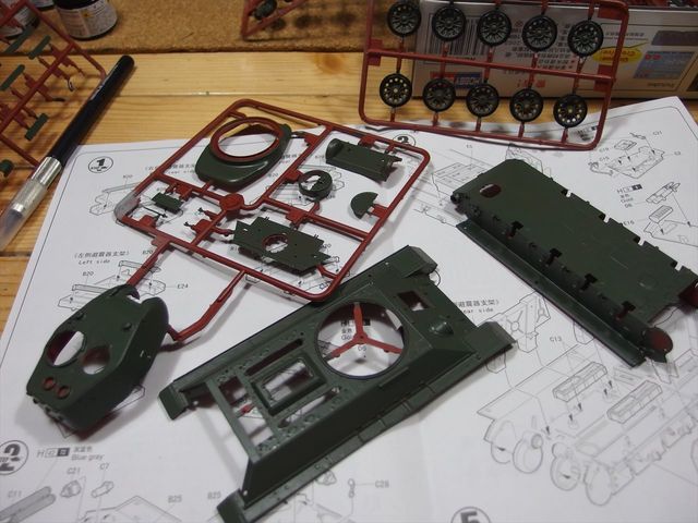 ホビーボス 1 48 T 34 85 ガルパン プラウダ風二両目作成開始 クローゼットの中のおもちゃ箱