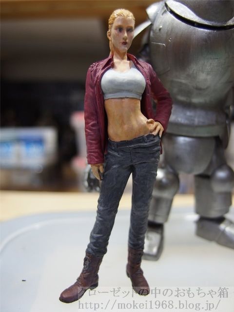 ブリックワークス マシーネンクリーガー 女性パイロット