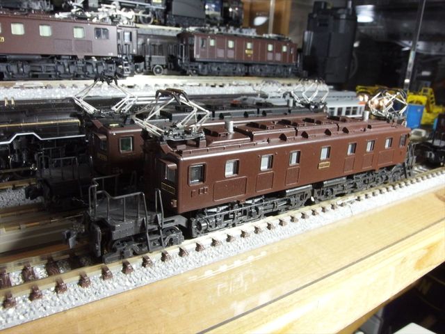 OLY81101_R.jpg