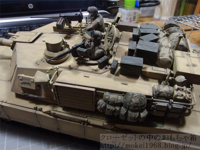 OLY45947_R