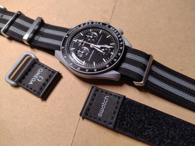 MISSION TO THE MOON SWATCH にNATOベルト : クローゼットの中のおもちゃ箱
