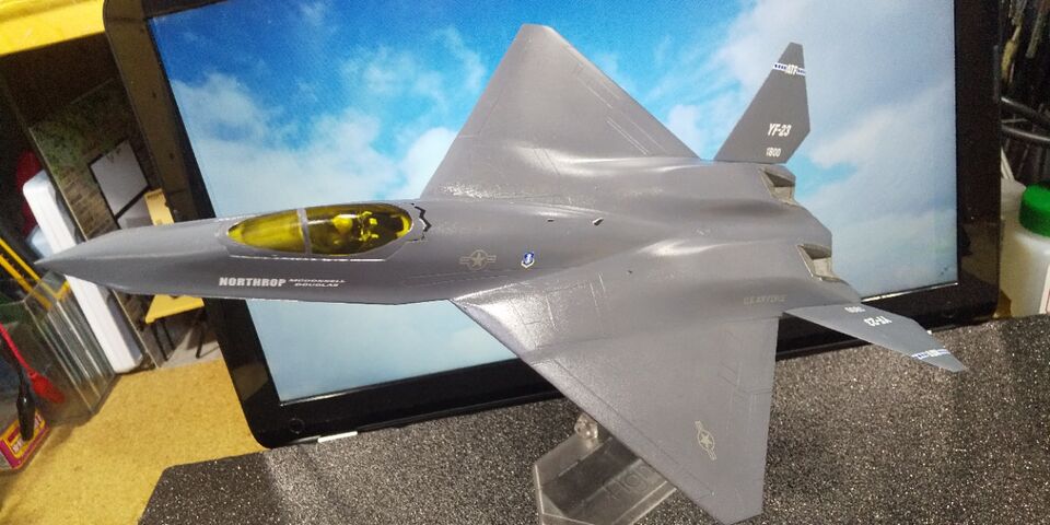 プラモデル完成機　1/72　YF-23 317k5KKFyrS.jpg_BO30,255,255,