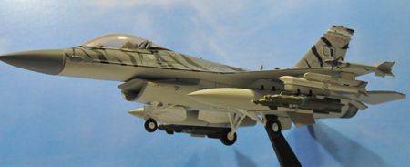 2-2 F16_R