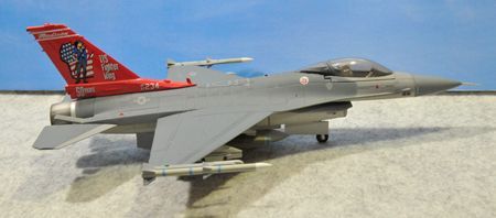 1-6 F-16_R
