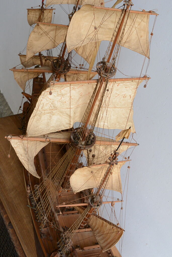 ◇[B73]木製帆船模型キット 1/98 LA COURONNE「 ラ・クローン